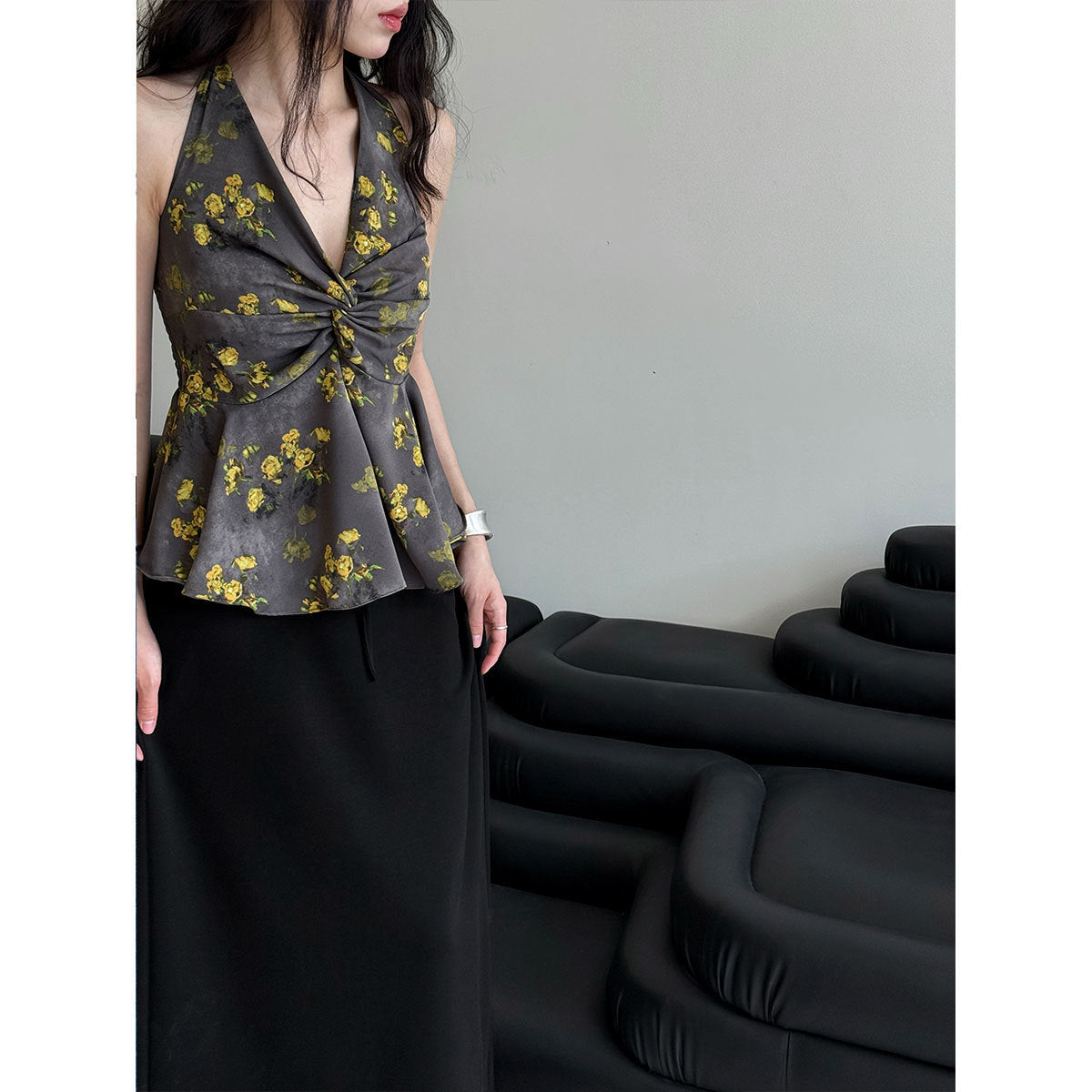 French Romantic V-neck Floral Halter Waist-controlled Top
