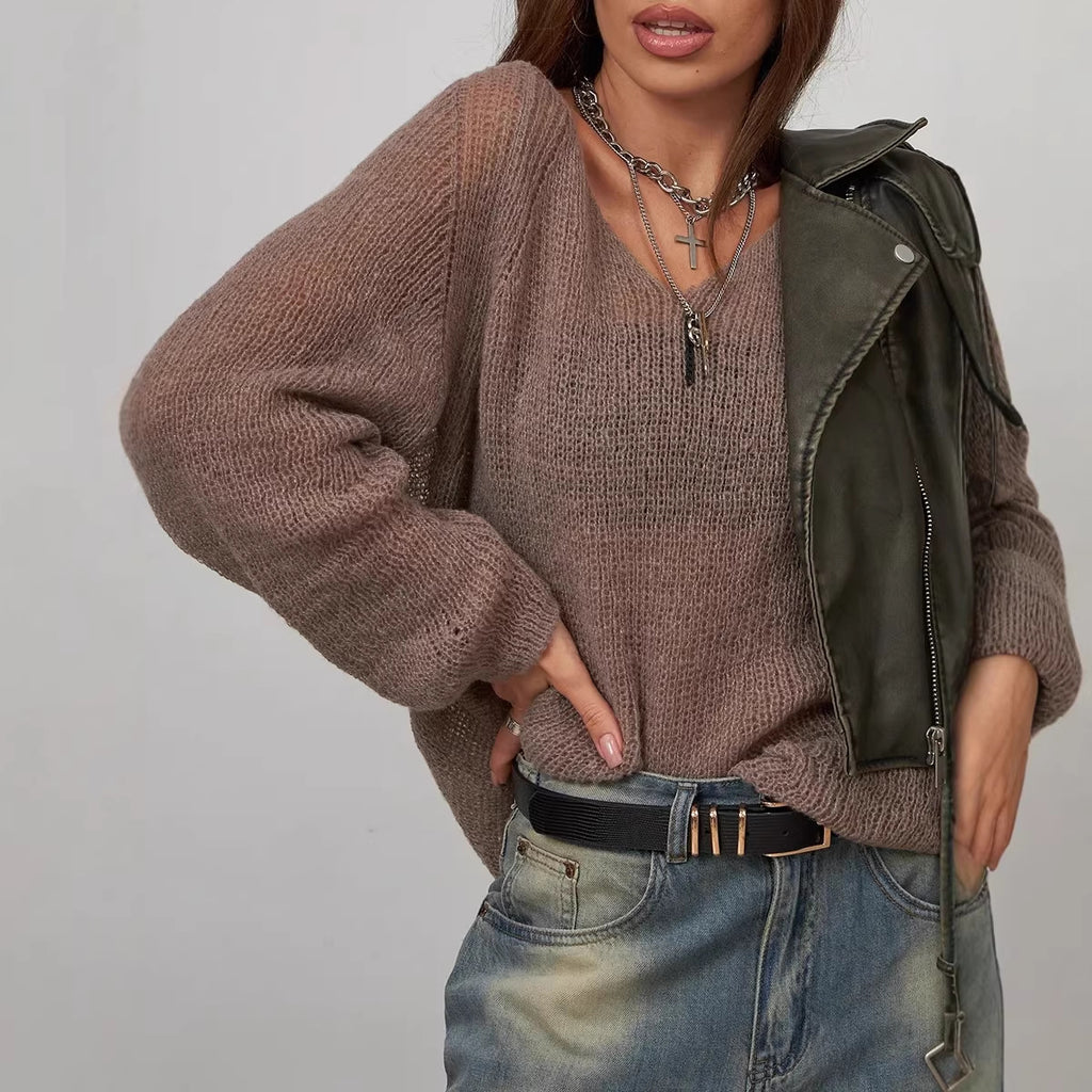 Slim-fit V-neck Solid-color Sweater