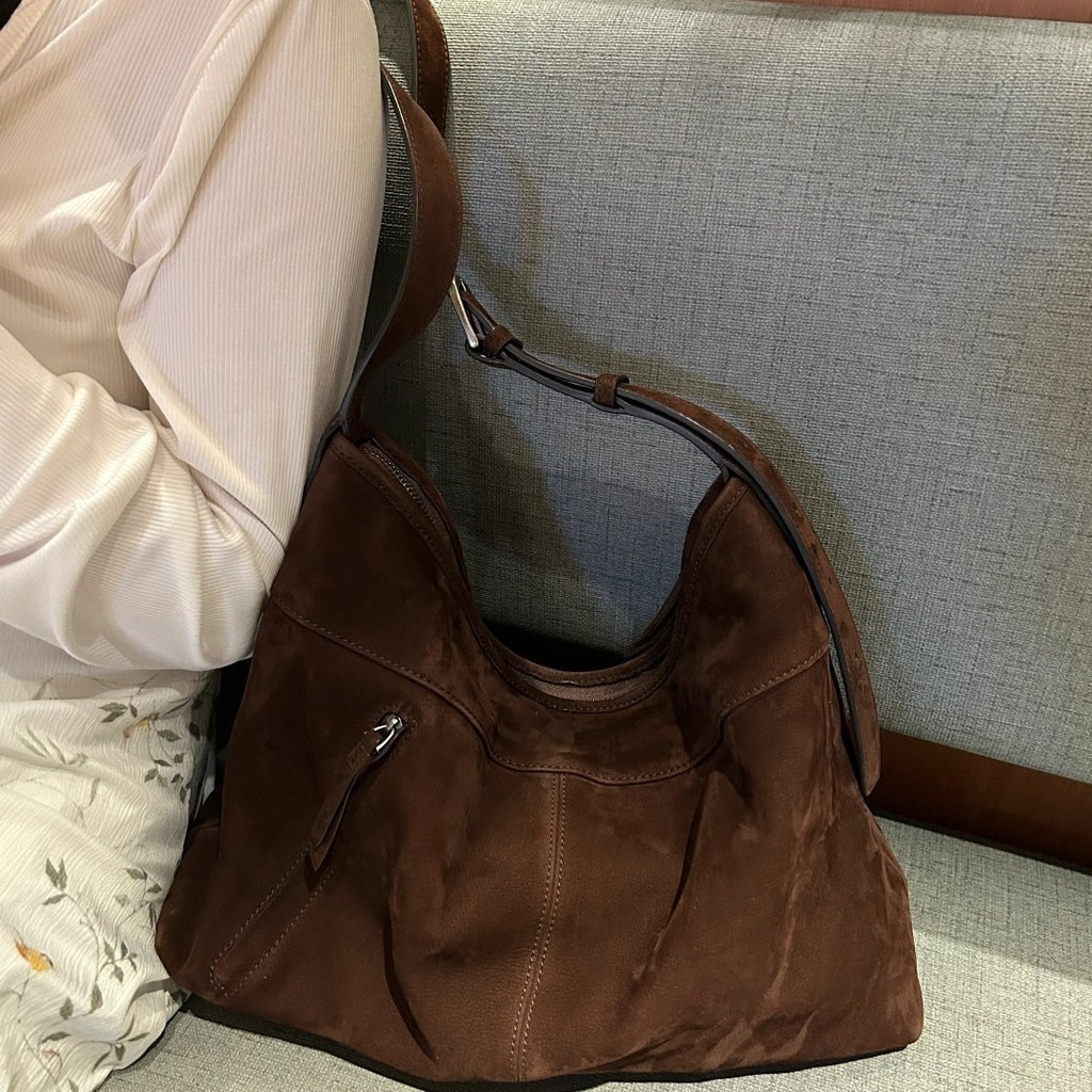 New Autumnwinter Womens Single-shoulder Bag Made From Premium First-layer Cowhide With A Matte Finish