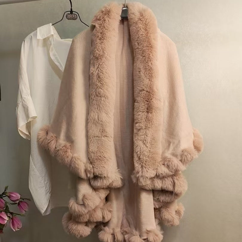 Thickened Knitted Cape With Furry Collar For FallWinter
