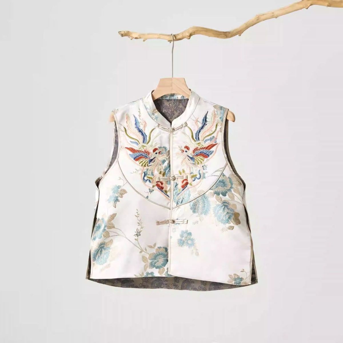 Split Stand Collar Machine Embroidery New Chinese Jacquard National Style Retro Buckle Vest For Women