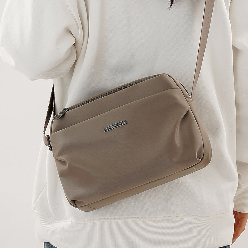 Casual Fashionable Versatile Multi-compartment Crossbody Bag