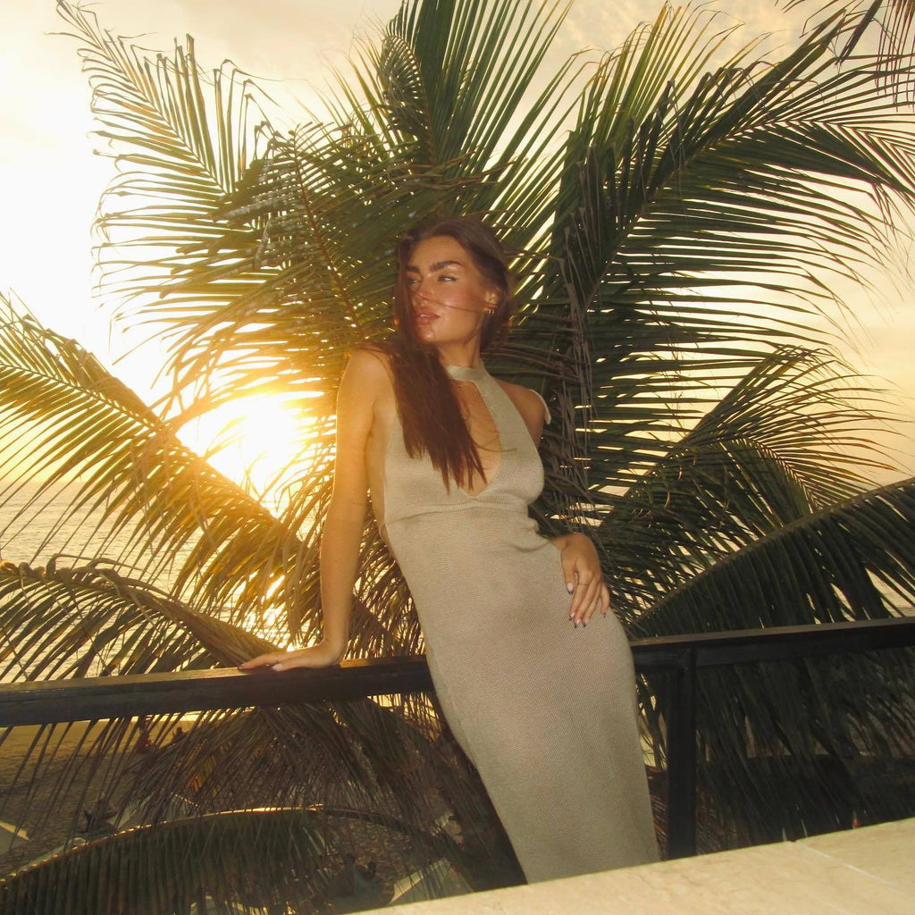 Elegant Knitted Dress Lace-up Backless Holiday