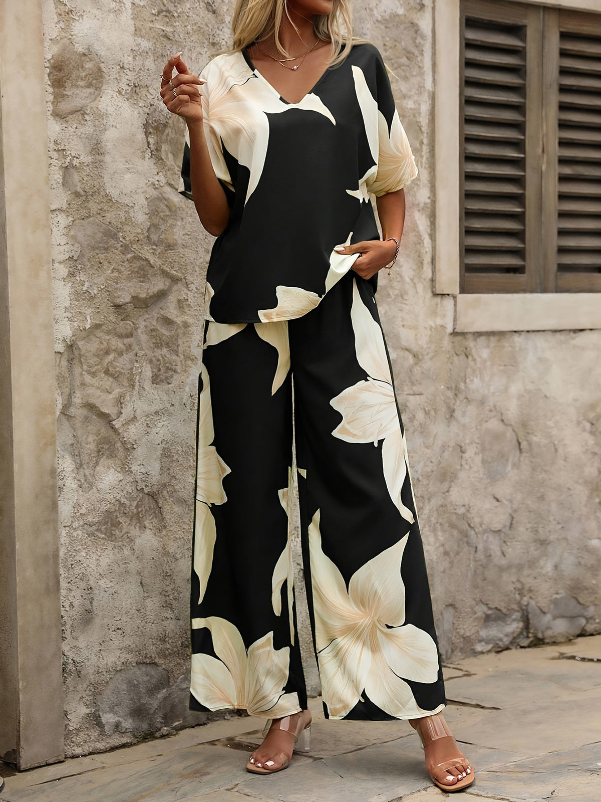 Printed V-neck Batwing-sleeve Top And Long Pants Two-piece Set