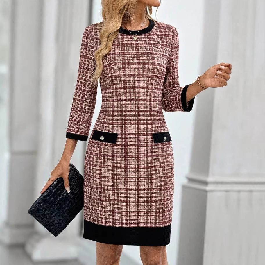 Color-Block Dress With A Crew Neck And Three-Quarter Sleeves