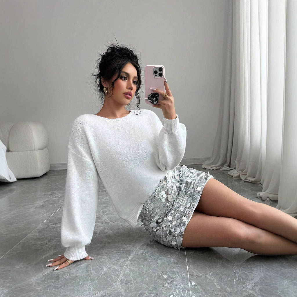 Fashionable Loose Knitted Sweater With Sequin Bow Accent