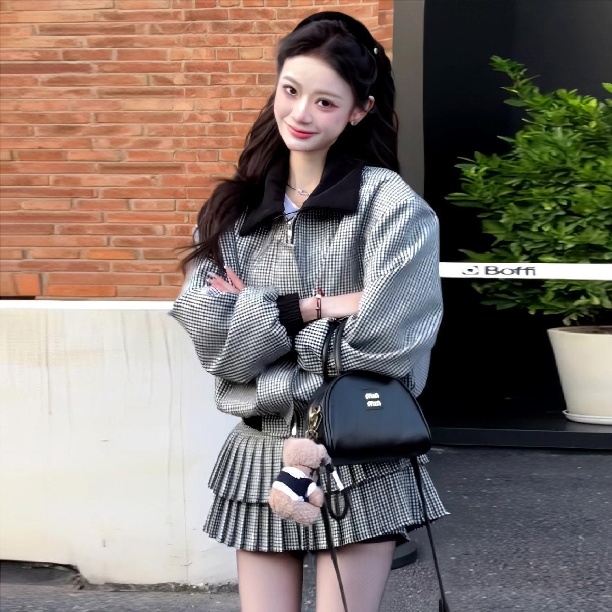 Retro Black-and-white Plaid Cropped Jacket With A Pleated Tiered Mini Skirt