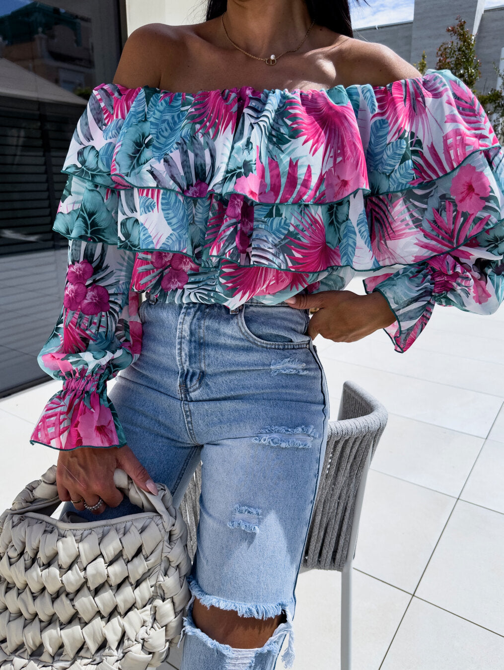 Fashionable Off-shoulder Print Blouse With A Boat Neckline