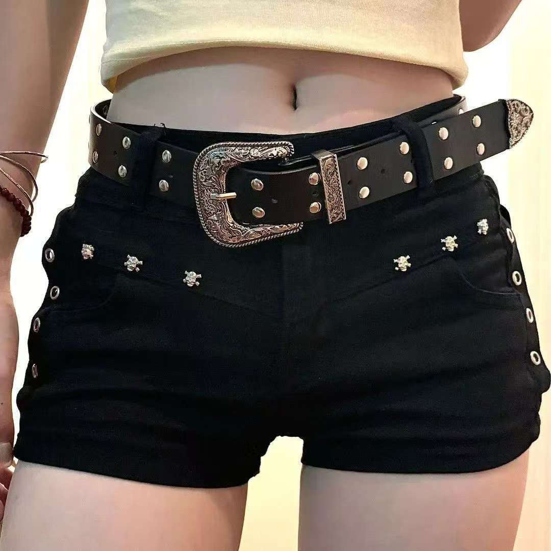 Black Sheath Wild Slimming Stretch A- Line Rivet Denim Shorts