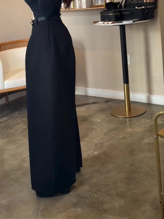 Black Oversized Wide-Leg Pants With Pleated Detail And High Waist