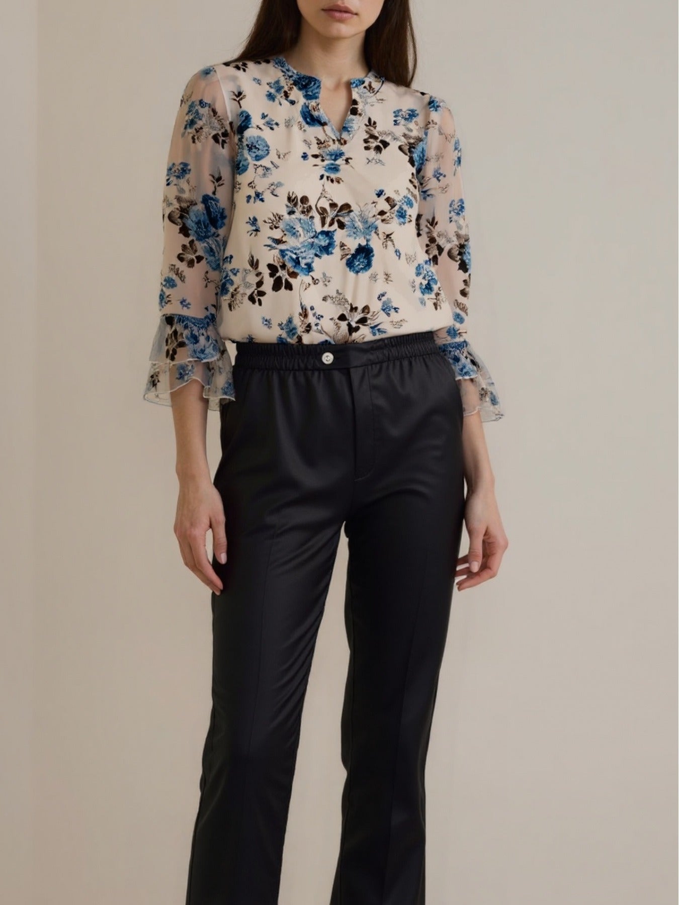 Fashionable And Versatile Top For Women