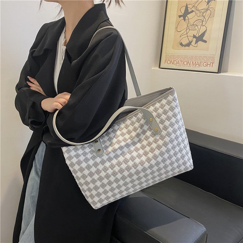 Stylish Plaid Shoulder Tote With Large Capacity
