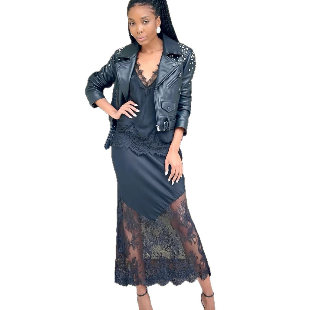 Contemporary Satin High-waist Skirt With A Lace-trimmed Hem