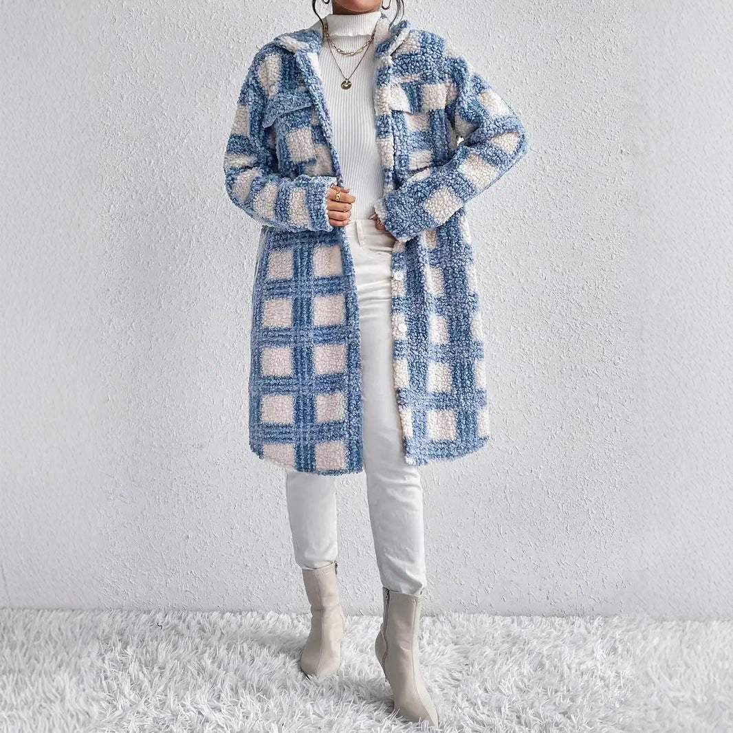 Womens Flap-Pocket Plaid Jacket With A Padded Design