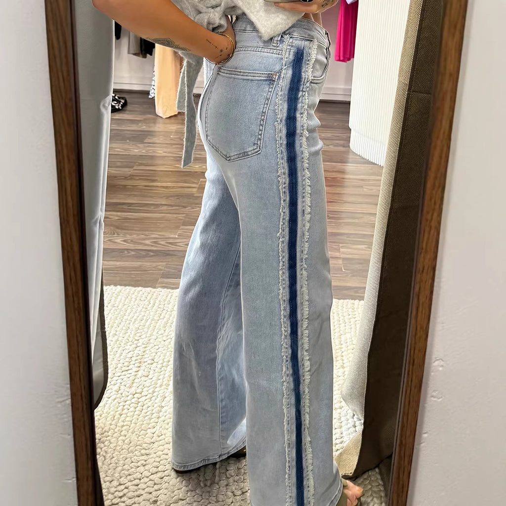 Stylish Versatile Womens Distressed Straight Jeans With Contrasting Trim