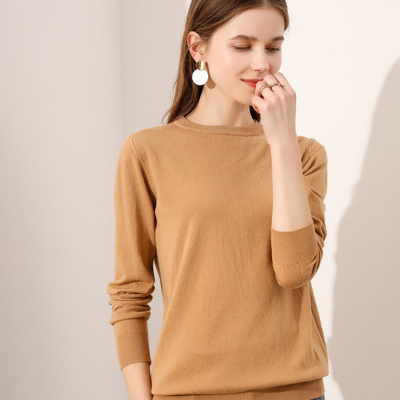Lightweight Long-sleeve Crew-neck Wool Knit Sweater
