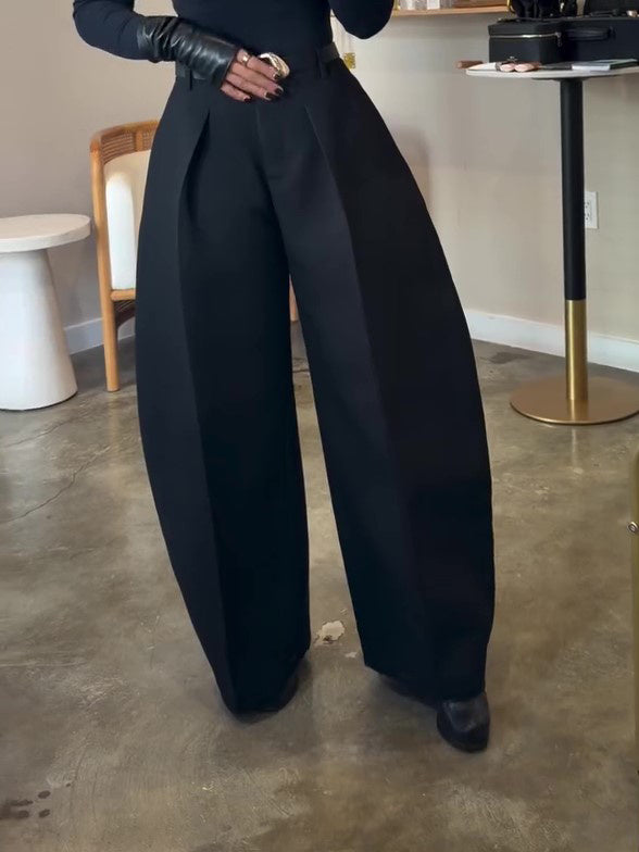 Black Oversized Wide-Leg Pants With Pleated Detail And High Waist