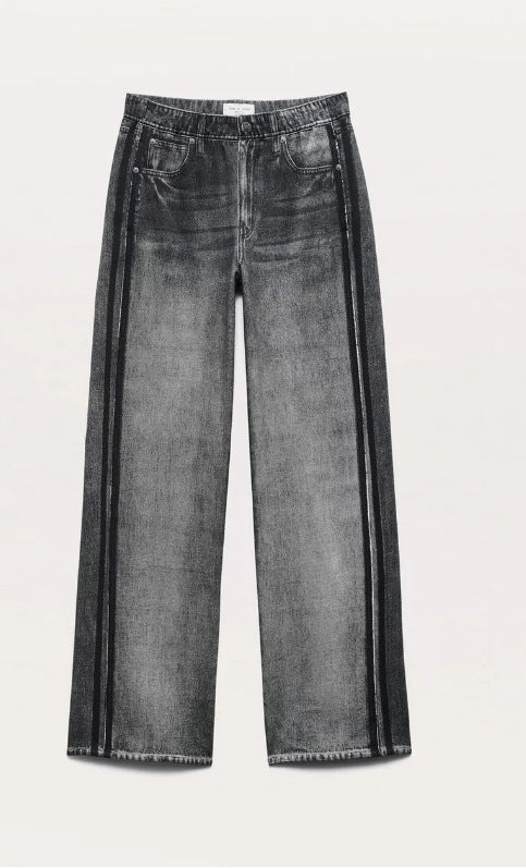 Womens Straight-leg Casual Jeans With An Elastic Waist