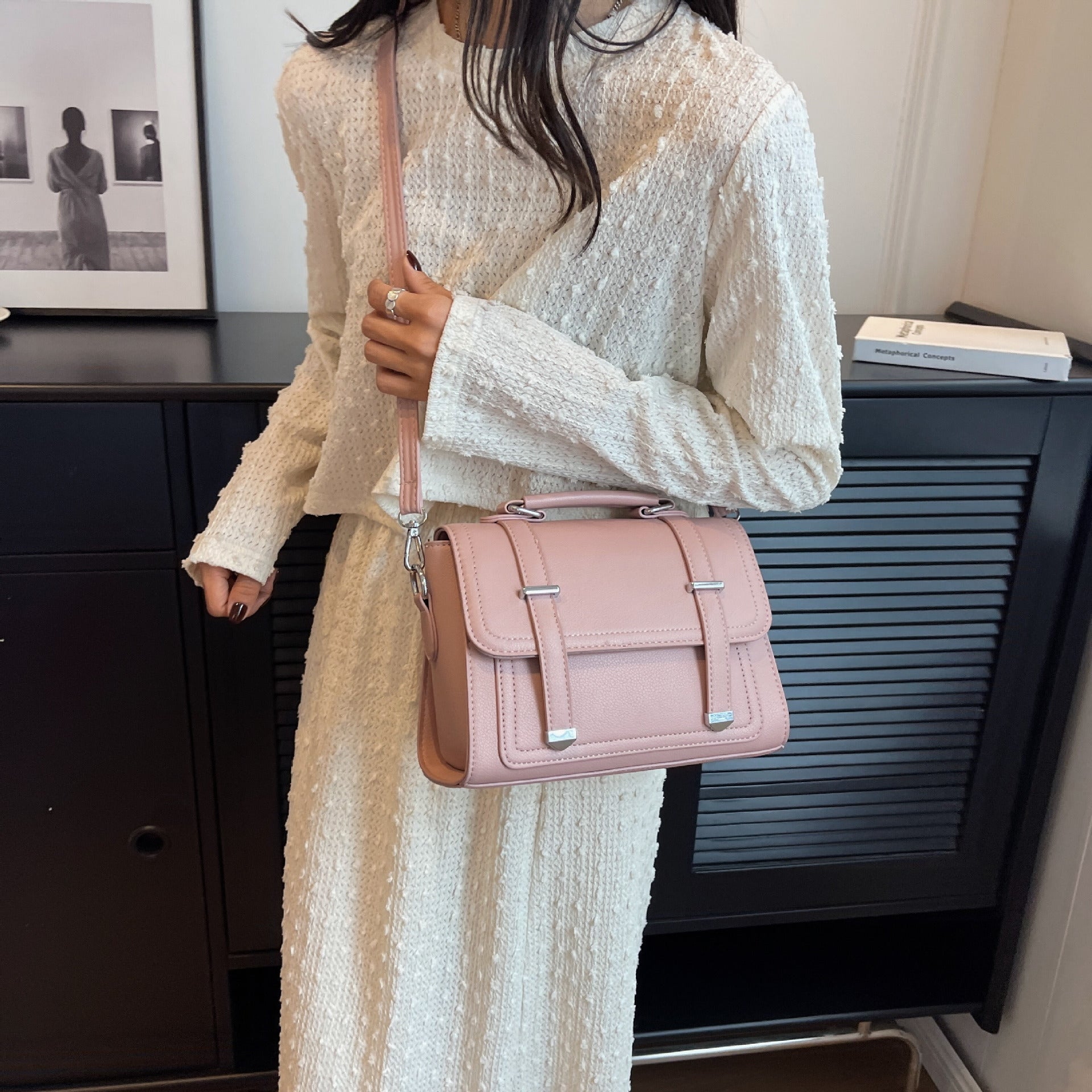 Stylish Minimalist Versatile Bag