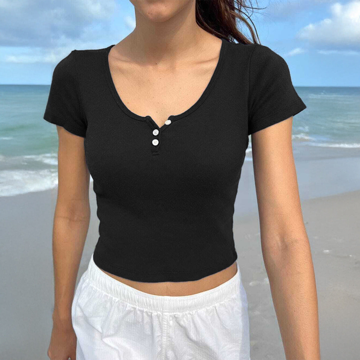 Y2g Waist-tight Thread Collar Decorated With Buttons Short-sleeved Top T-shirt
