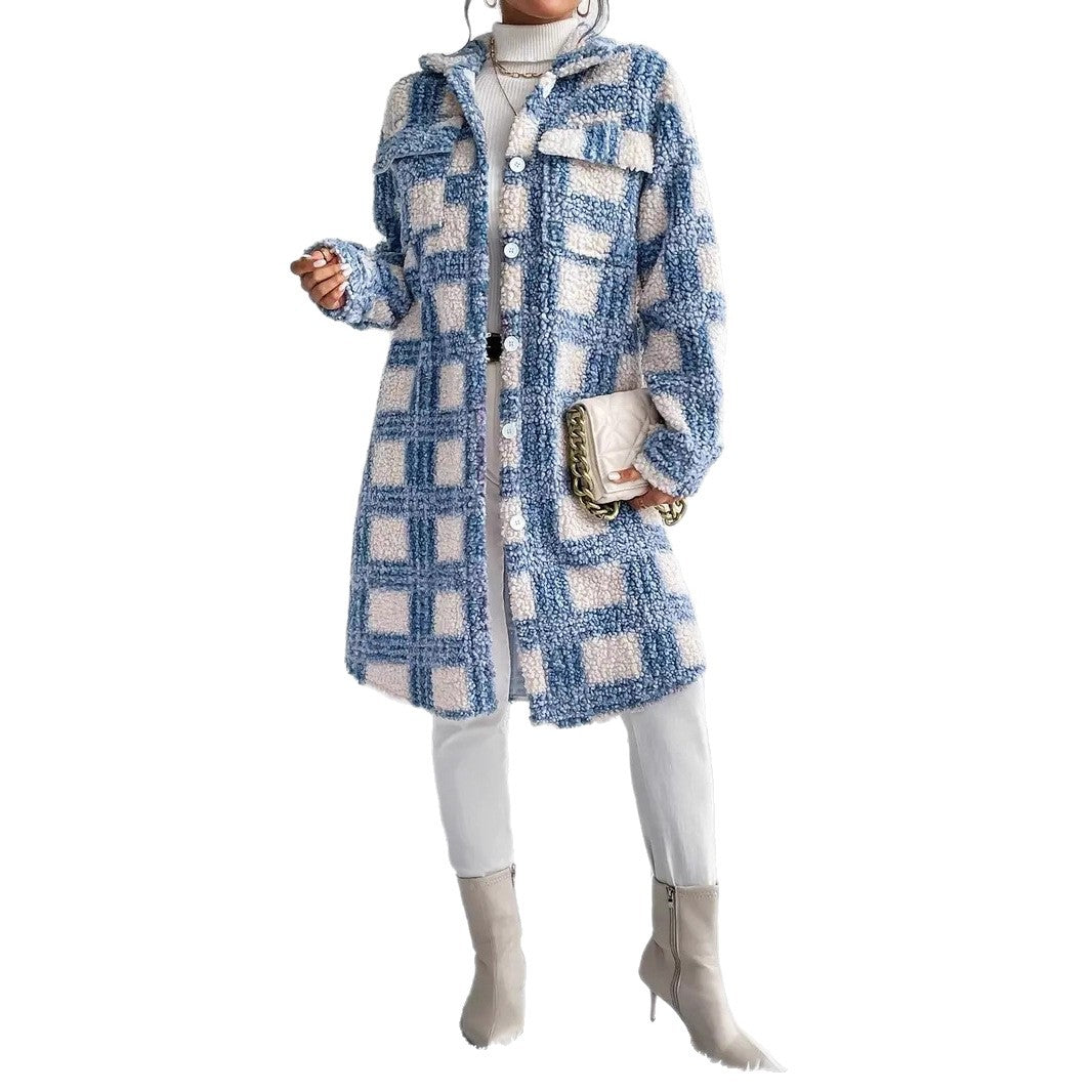 Womens Flap-Pocket Plaid Jacket With A Padded Design