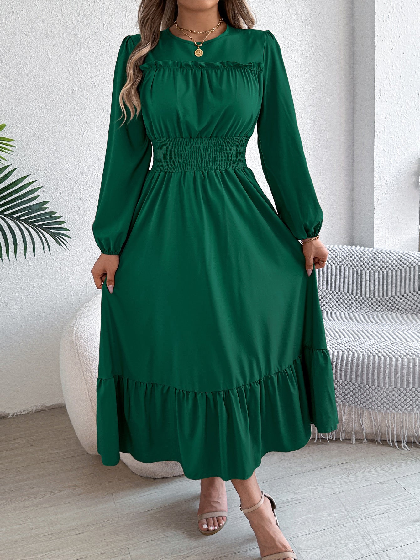 Women's Solid Color Stringy Selvedge Cinched Pleated Long Dress