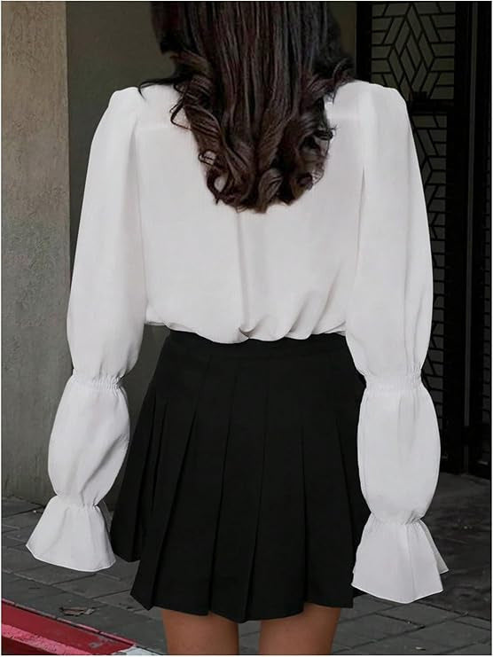 Elegant Temperament Commuter Lantern Sleeve Round Neck Single-breasted Shirt