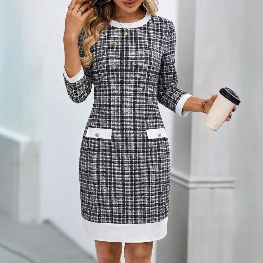 Color-Block Dress With A Crew Neck And Three-Quarter Sleeves