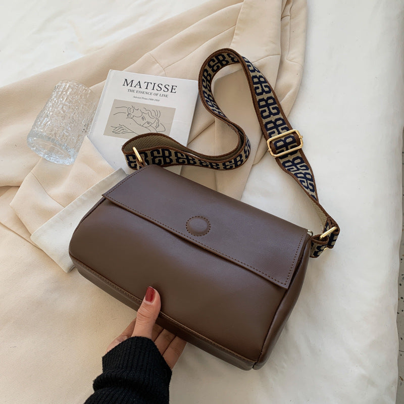 AutumnWinter Retro Wide-strap Crossbody Versatile Instagram-style Mini Square Bag