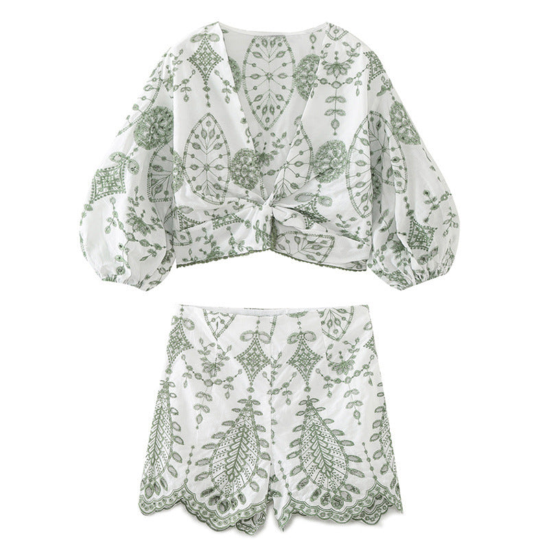 European And American Style Contrast Color Embroidered Short Top Shorts Suit