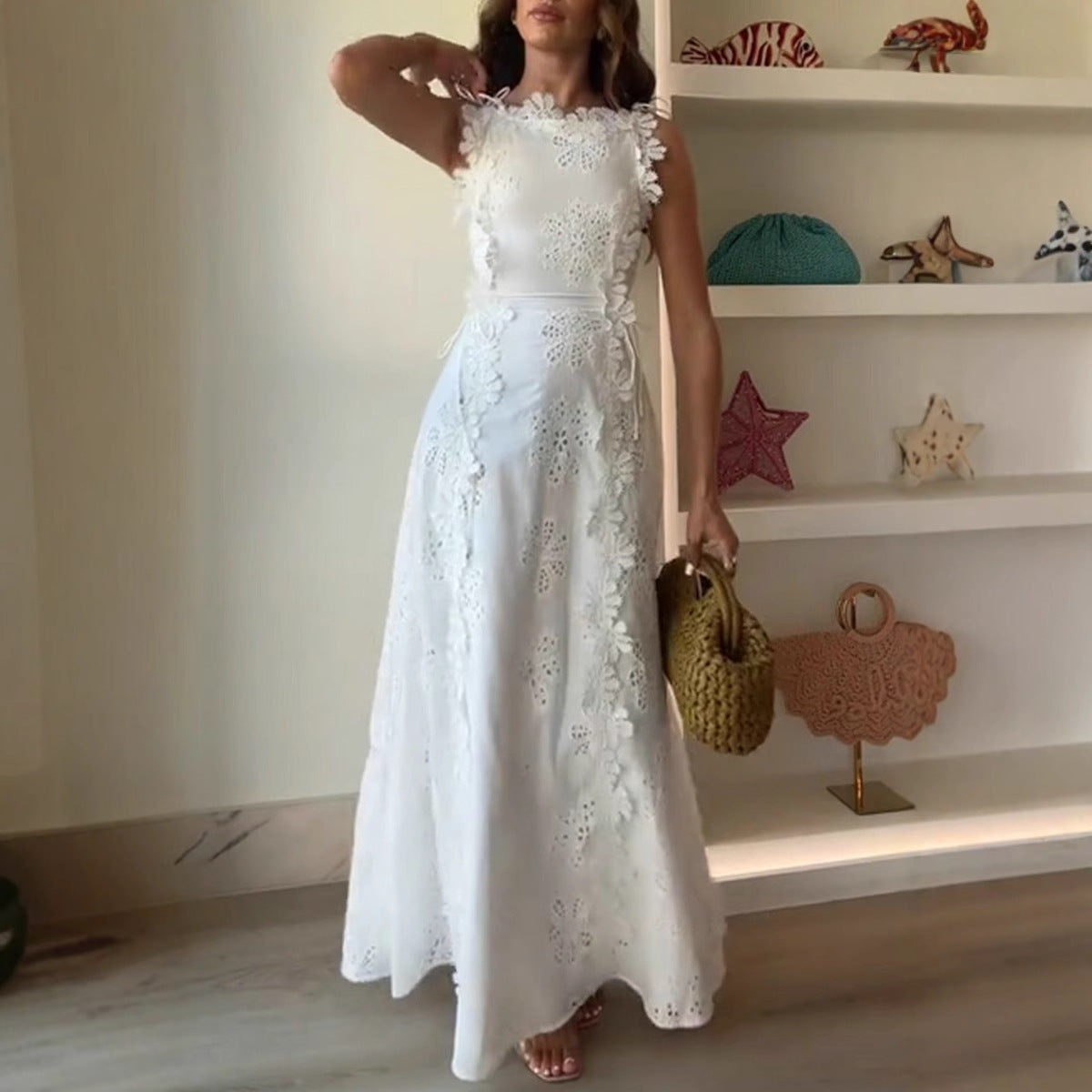 Lace Embroidery Strap Holiday Dress