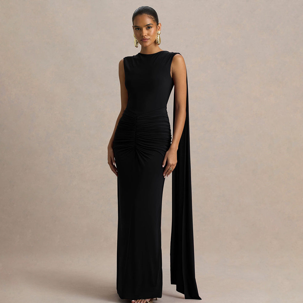 Sexy, Figure-hugging Backless Dress With Fluttering Ribbons