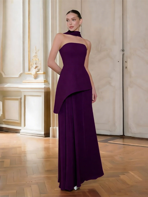 Solid-Color Strapless Dress With Fluttering Ties And A Slit