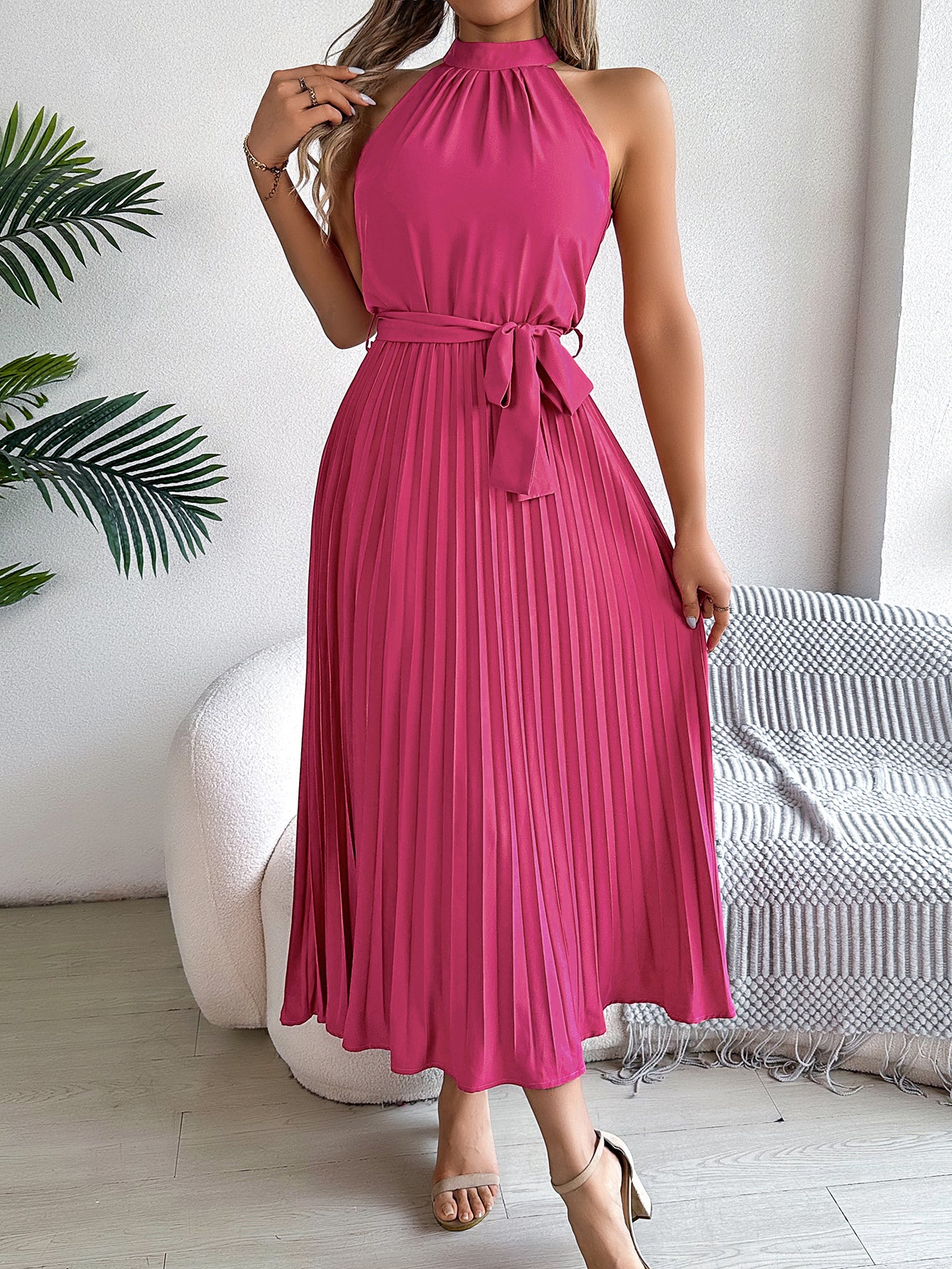 Elegant Stand Collar Sleeveless Tie Waist Pleated Maxi Dress