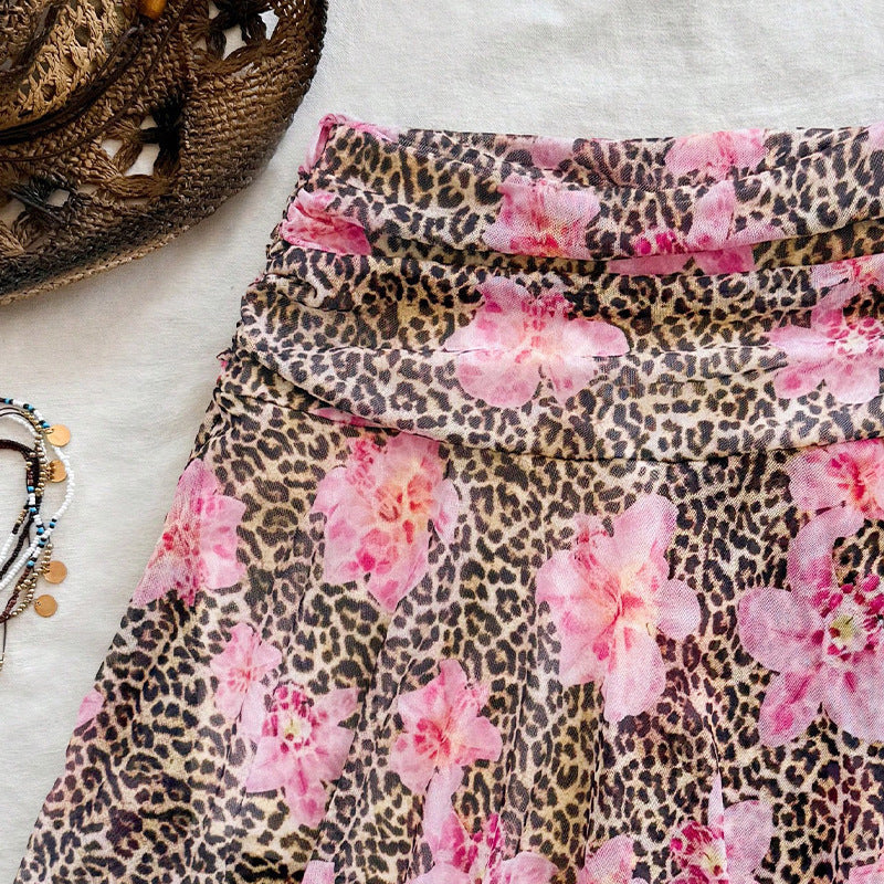 Women's Leopard Print Skirt Vacation Style
