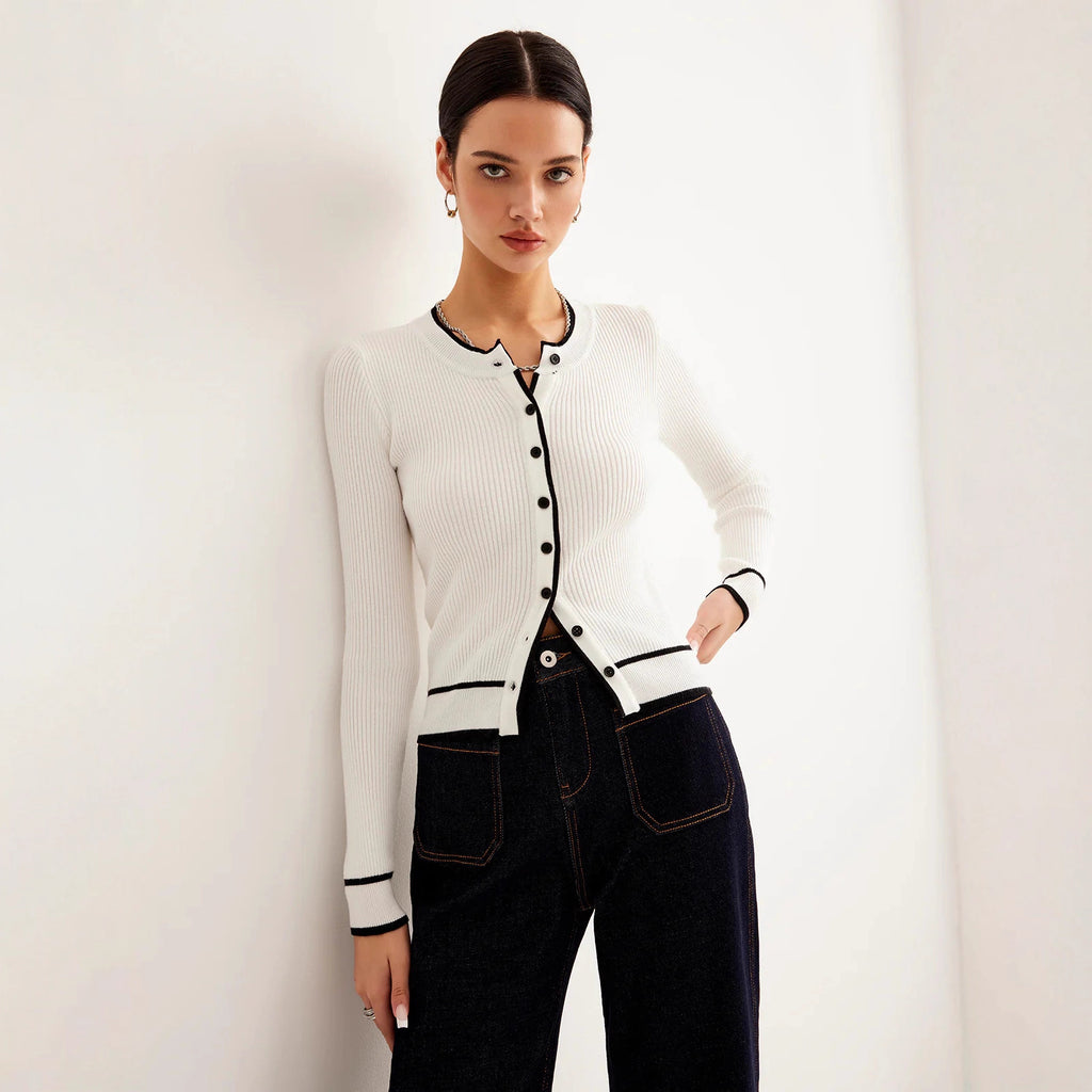 Womens Cozy, Atmospheric Sweater That Flatters