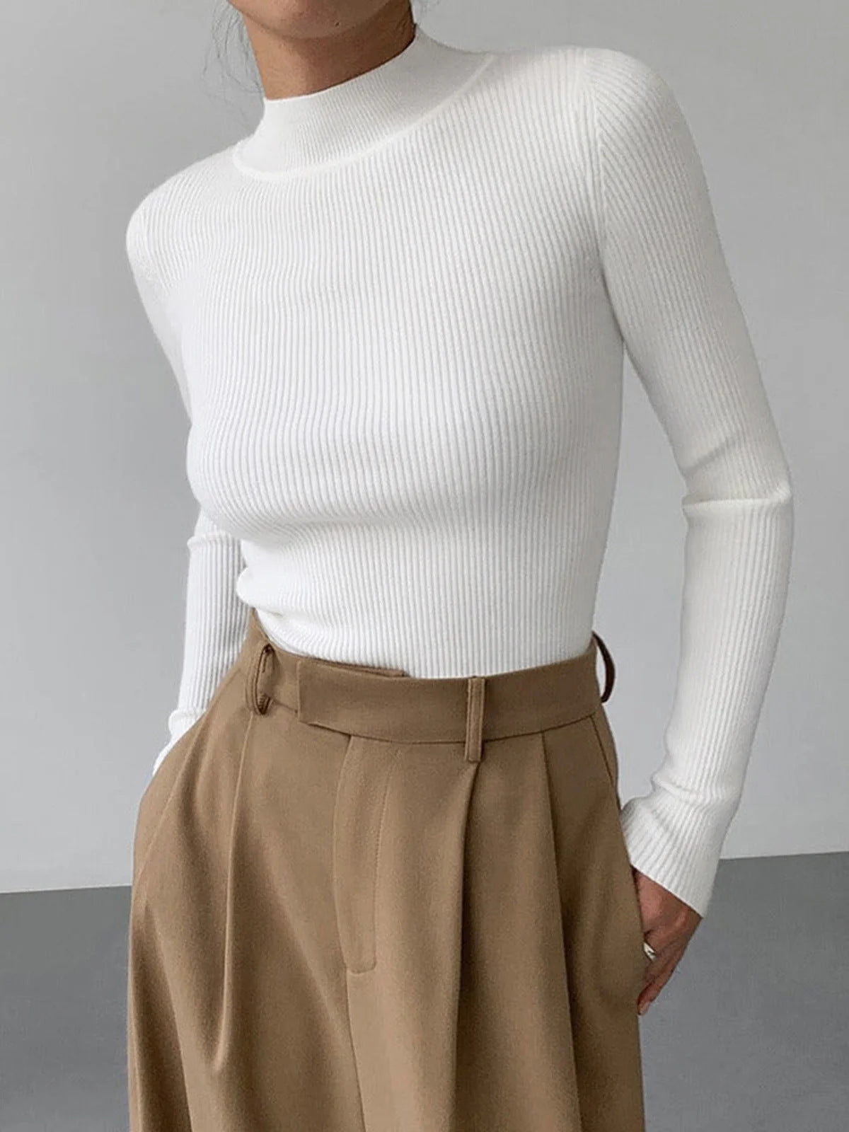 Fashionable Tight-Fit Crew-Neck Knitted Top
