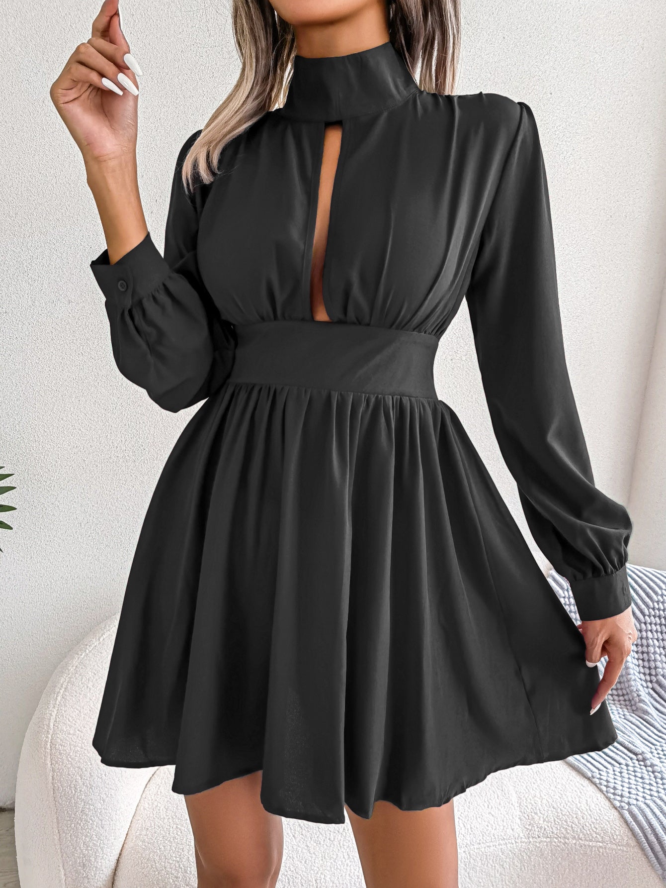 Sexy Cutout Tie Waist Flowy Dress